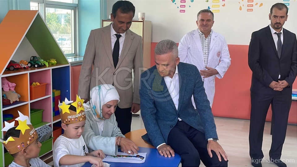 Karamanda Ilkogretim Haftasi Coskuyla Kutlandi20