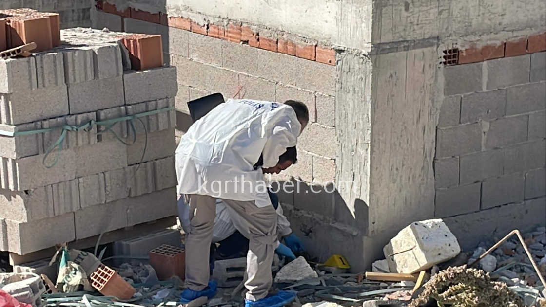 Karamanda Insaat Alaninda Bulunan Kadin Hastanede Oldu11