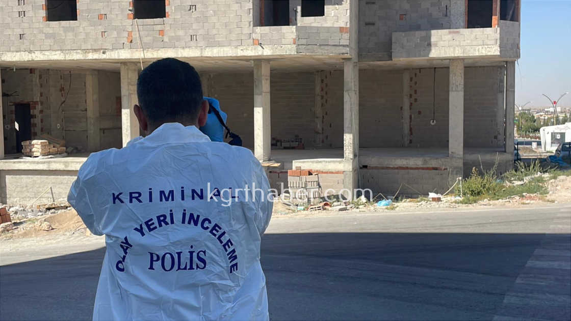 Karamanda Insaat Alaninda Bulunan Kadin Hastanede Oldu15