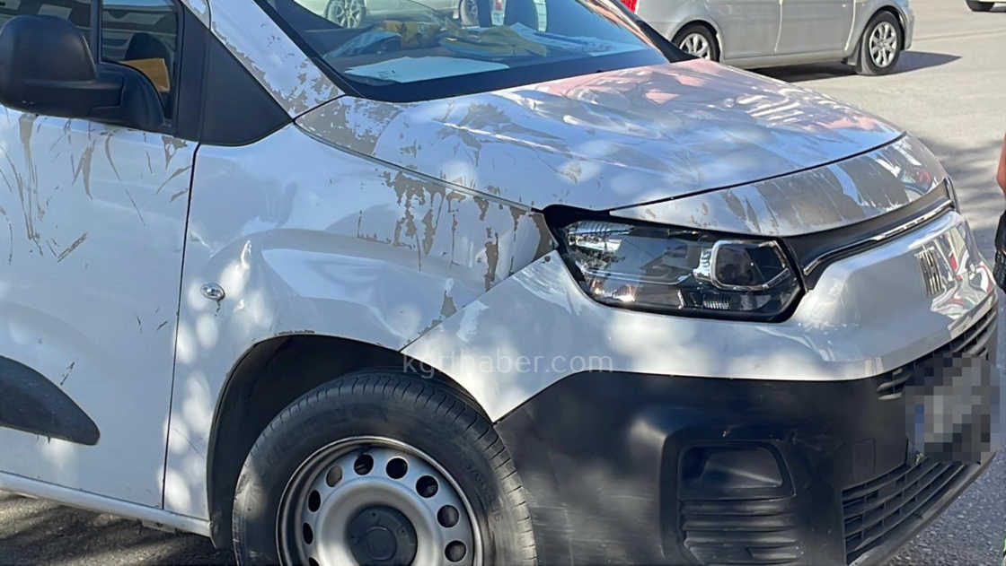 Karamanda Kargo Araciyla Elektrikli Bisiklet Carpisti 1 Yarali8