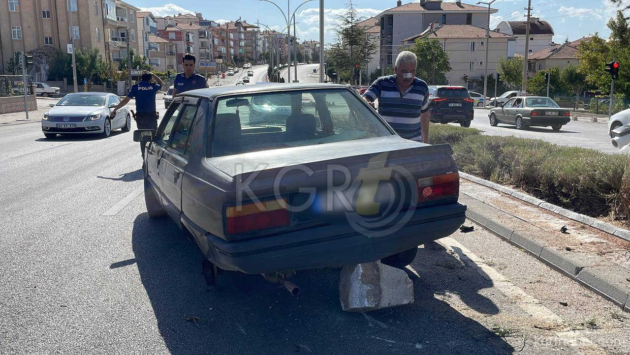 Karamanda Karsi Seride Gecen Otomobilin Tekeri Koptu5