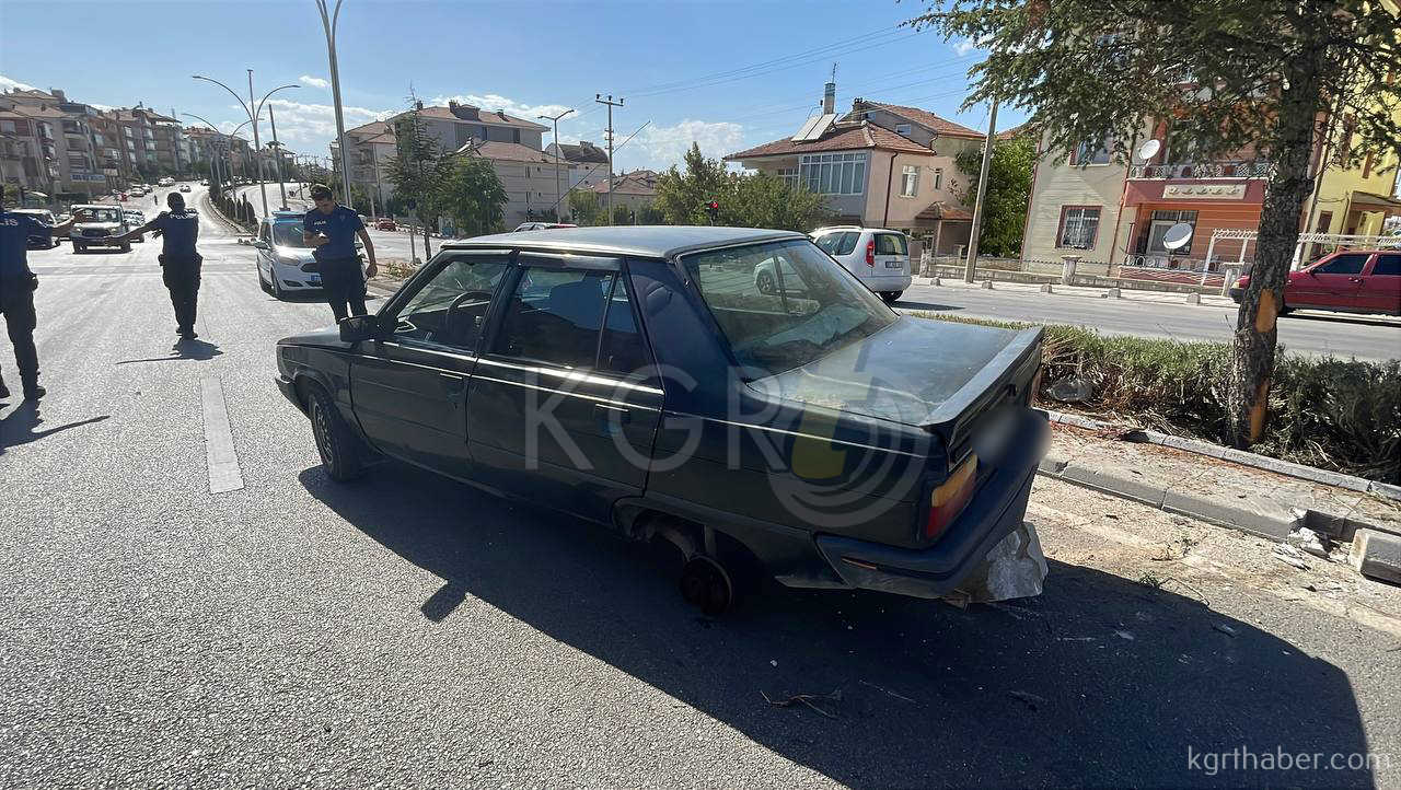 Karamanda Karsi Seride Gecen Otomobilin Tekeri Koptu6