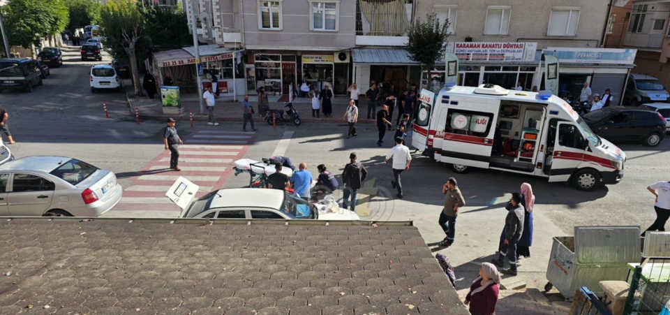 Karamanda Motosiklet Yasli Adama Carpti 1I Agir 2 Yarali1-1