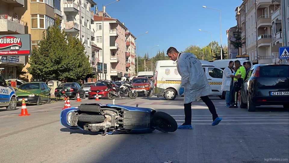 Karamanda Motosiklet Yasli Adama Carpti 1I Agir 2 Yarali11