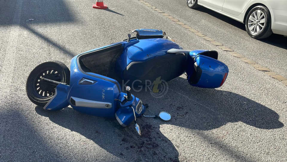 Karamanda Motosiklet Yasli Adama Carpti 1I Agir 2 Yarali20