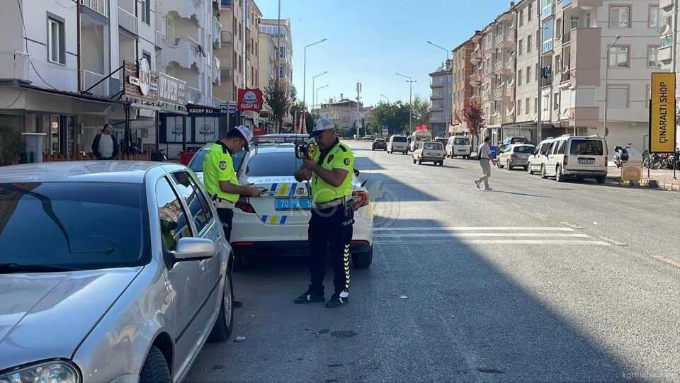 Karamanda Motosiklet Yasli Adama Carpti 1I Agir 2 Yarali22