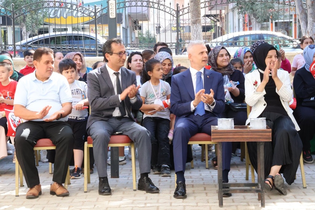 Karamanda Okula Donus Senligi Ile Egitime Merhaba5