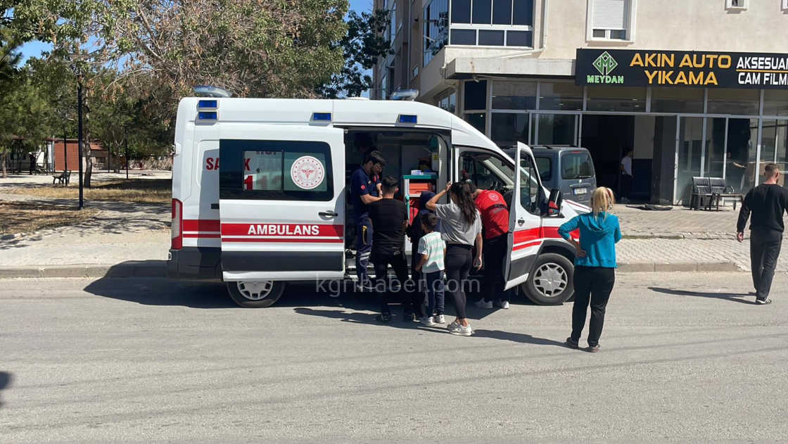 Karamanda Otomobilin Carptigi 3 Yasindaki Cocuk Yaralandi4