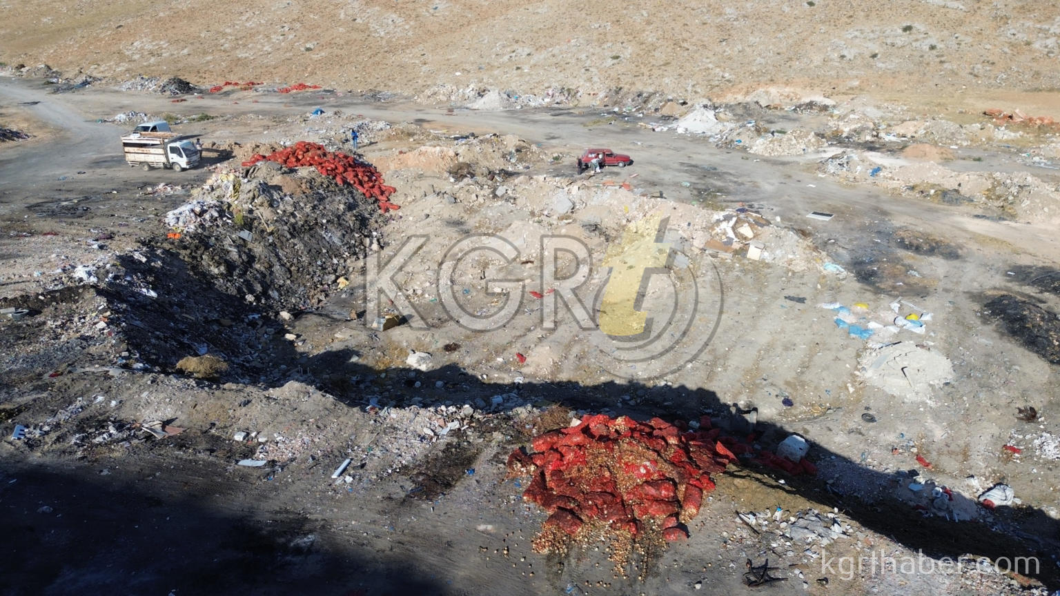 Karamanda Tonlarca Sogani Yine Bos Araziye Doktuler Vatandas Topladi6