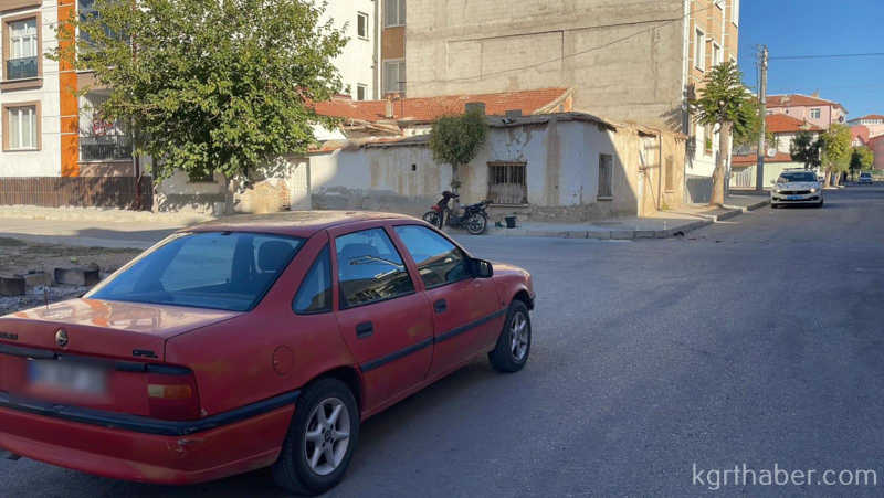 Karamanda Trafik Kazasinda Kari Koca Yaralandi5