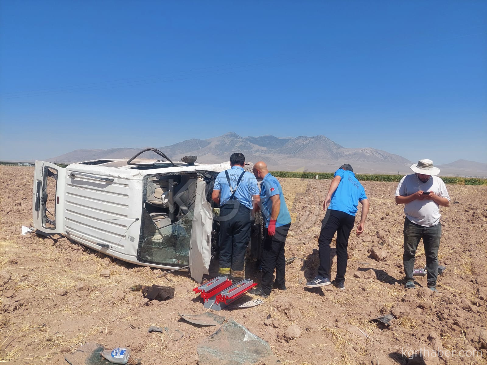 Karamanda Transit Tarlaya Takla Atti 1 Yarali2