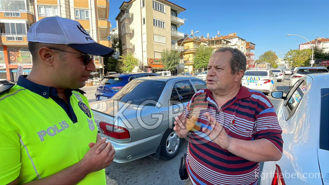 Karamanda Yayalara Yol Vermeyen Suruculer Cezadan Kacamadi1