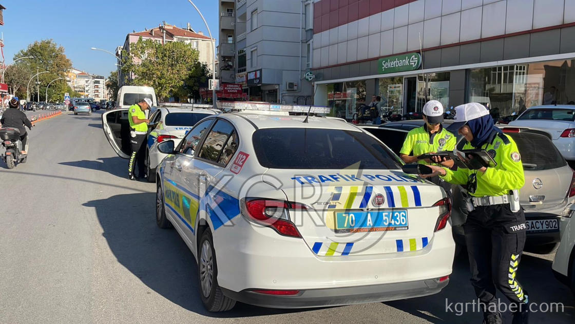 Karamanda Yayalara Yol Vermeyen Suruculer Cezadan Kacamadi17