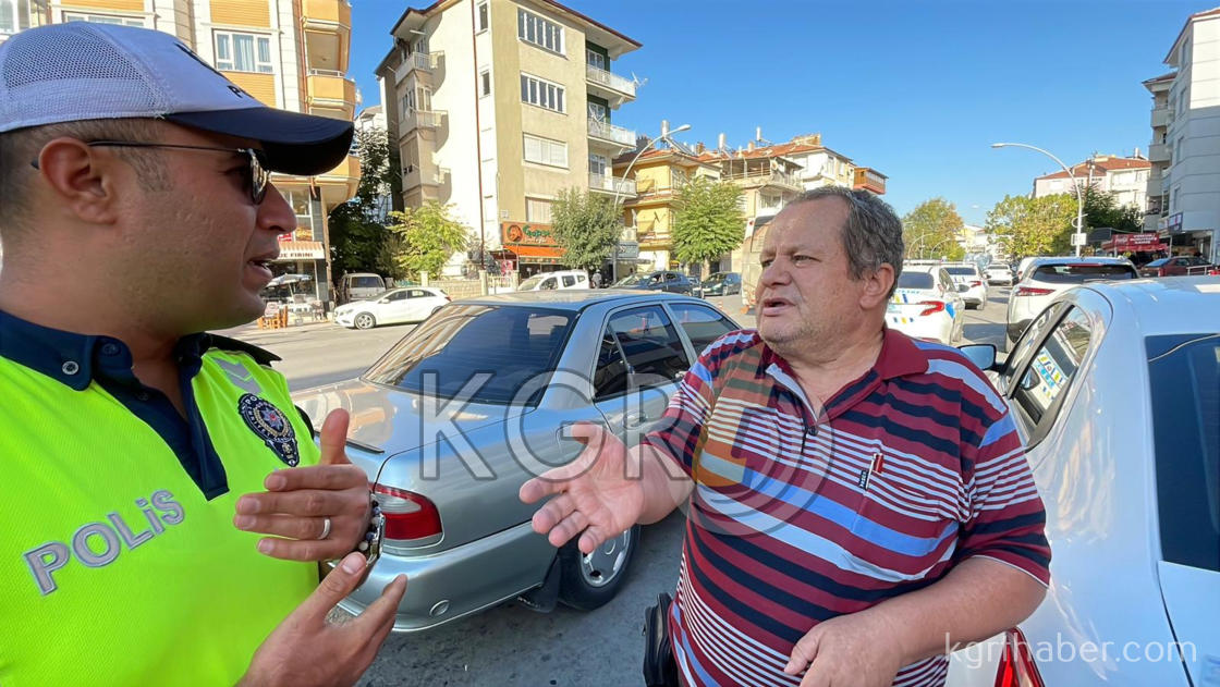 Karamanda Yayalara Yol Vermeyen Suruculer Cezadan Kacamadi27