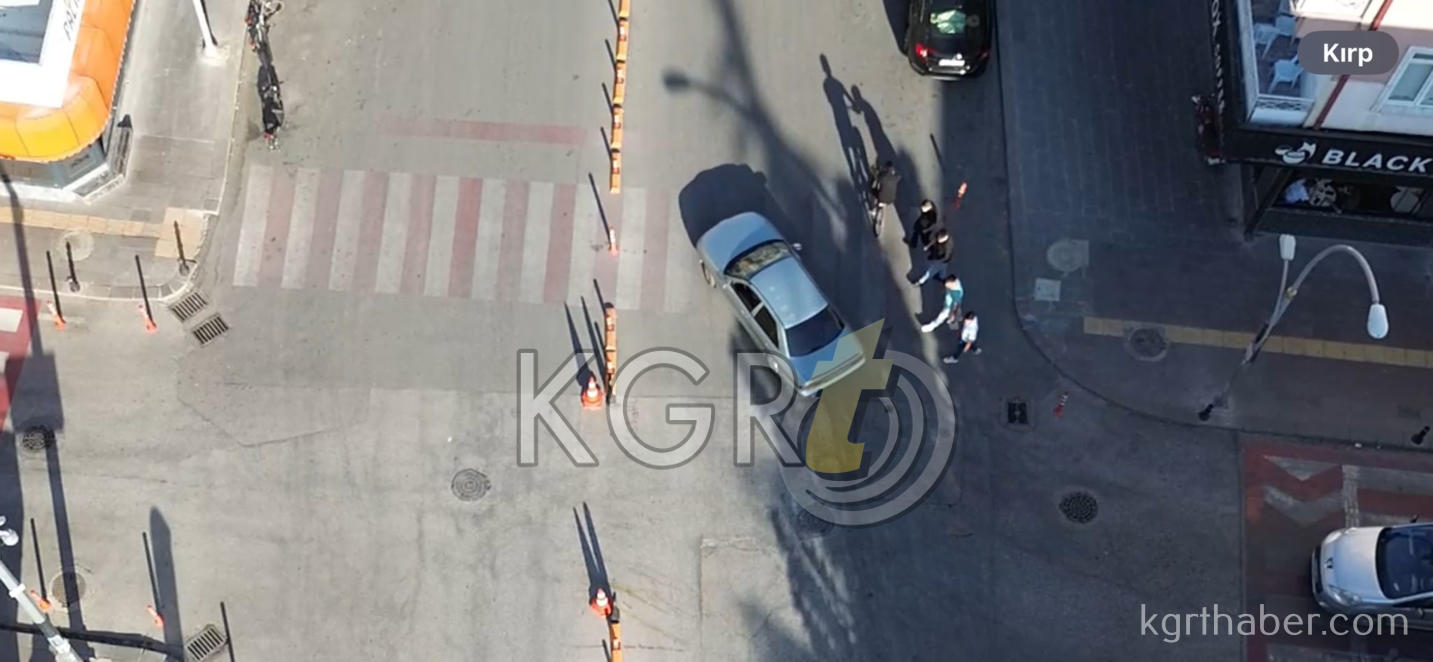 Karamanda Yayalara Yol Vermeyen Suruculer Cezadan Kacamadi3