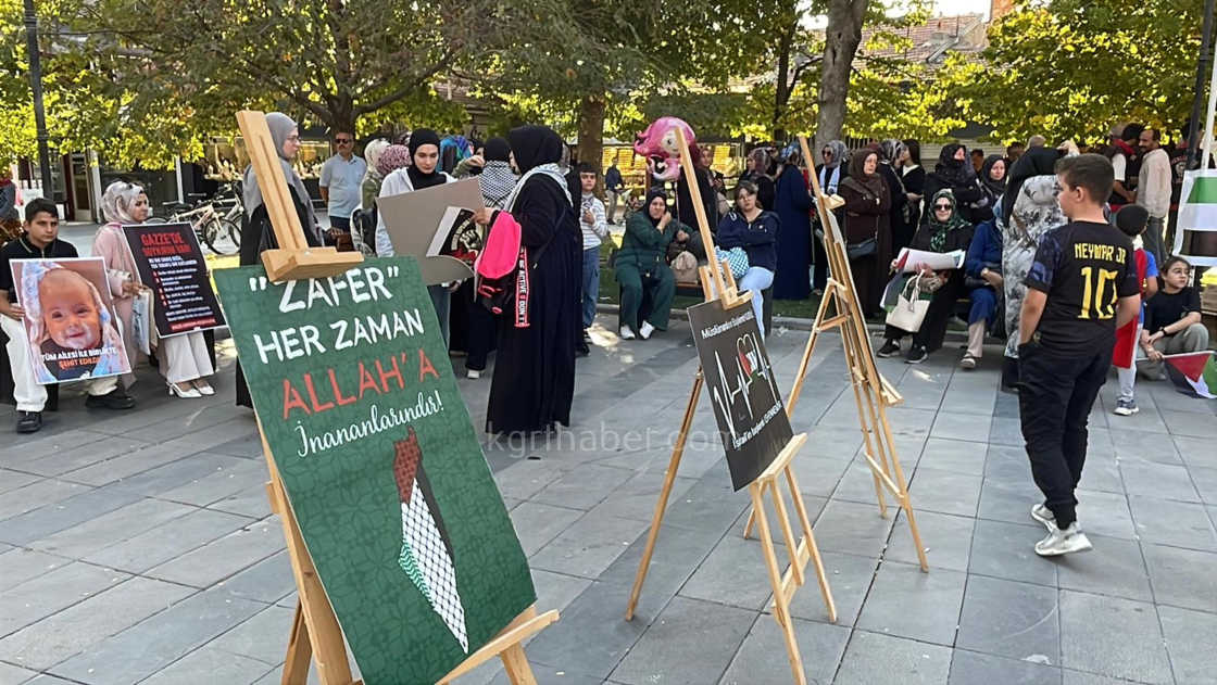 Karamanda Yuzlerce Kisi Tek Yurek Oldu10