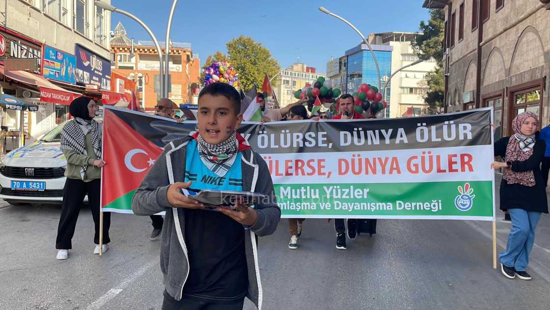 Karamanda Yuzlerce Kisi Tek Yurek Oldu4