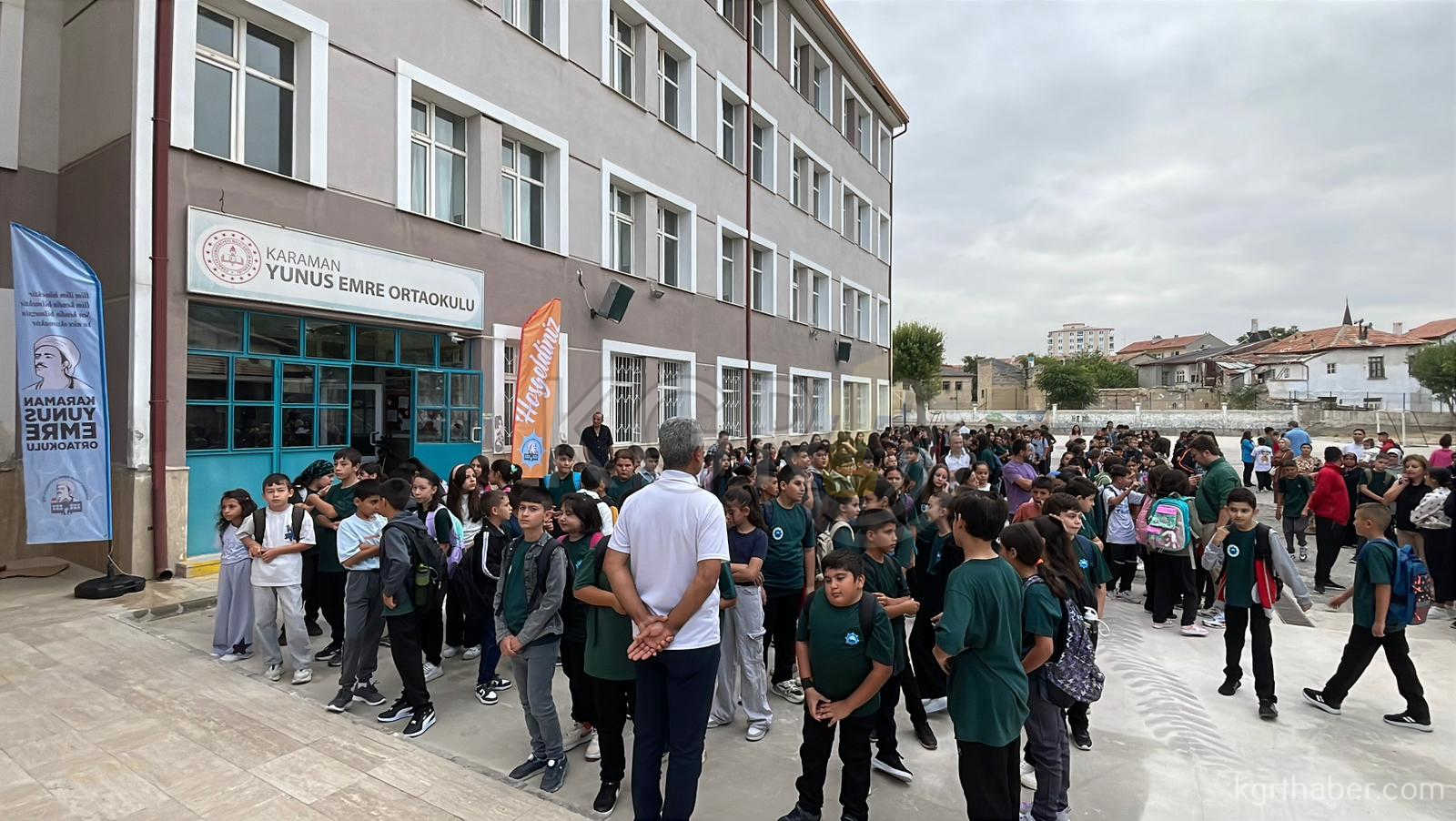 Karamanin Ilk Ortaokulunda Yeni Ogrencilere Essiz Karsilama5