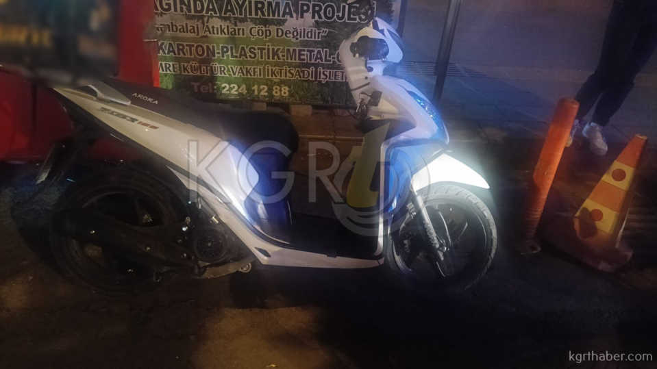 Kazada Yaralanan Motokurye Sigarasini Birakmadi1