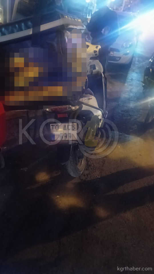 Kazada Yaralanan Motokurye Sigarasini Birakmadi3