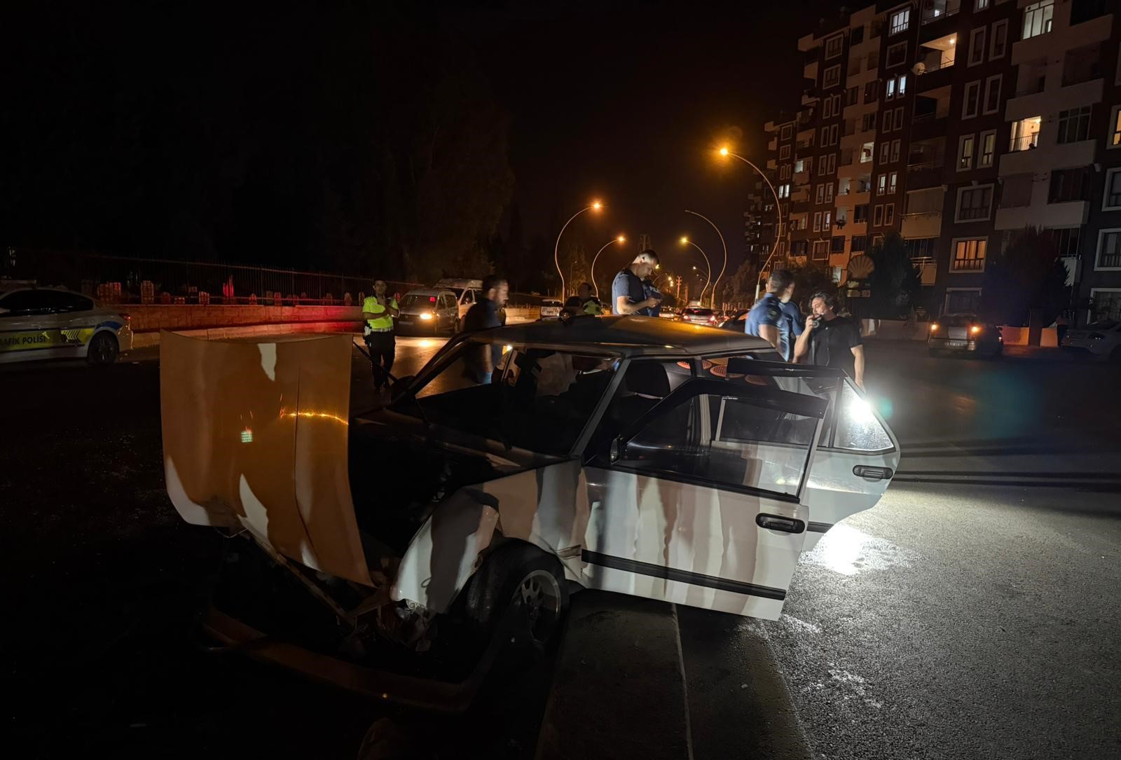 Mersinde Feci Kaza 1 Olu 8 Yarali 1 (2)