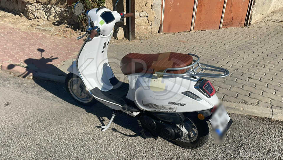 Motosiklete Arkadan Carpan Motosikletli Yaralandi1
