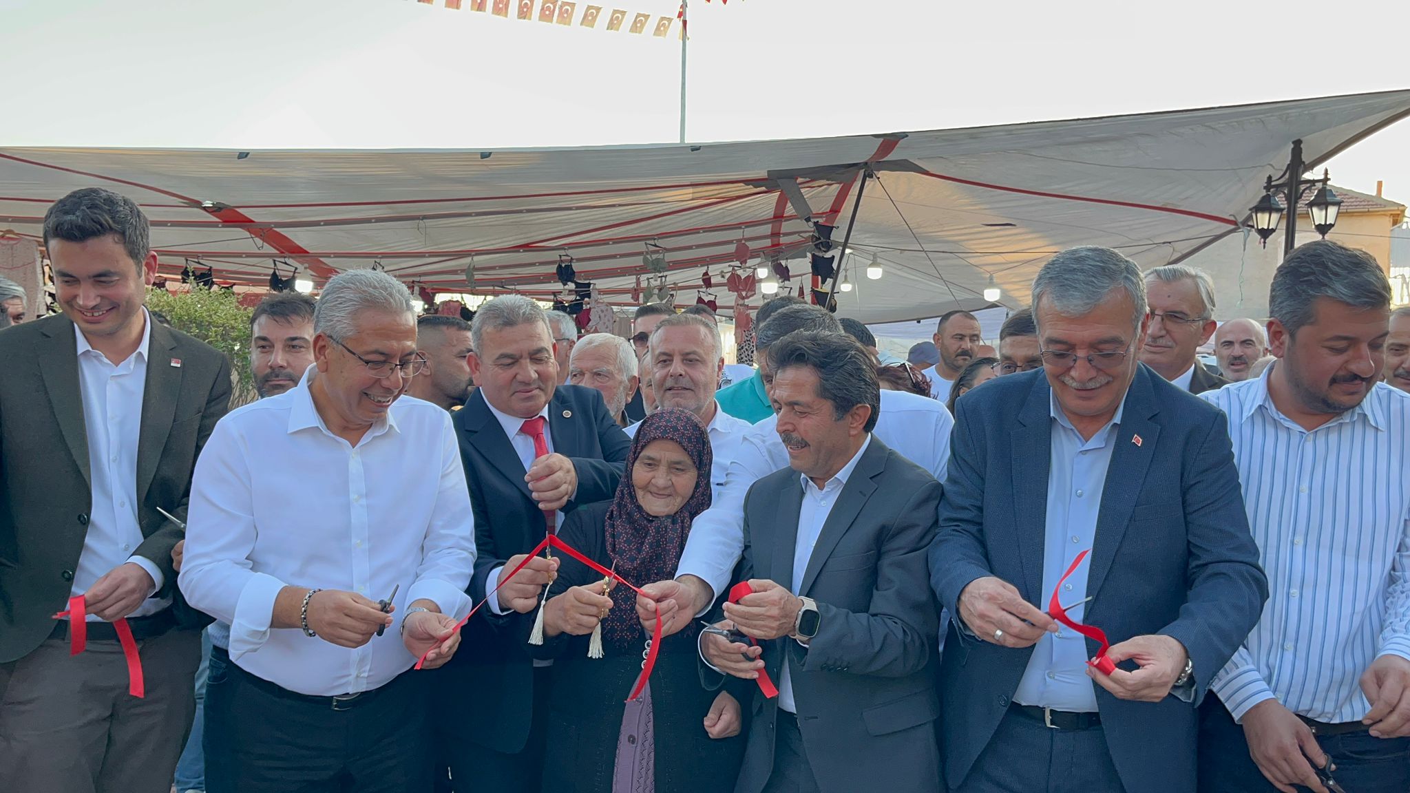 Ne Cosku Bitti Ne De Bir Alkis Dindi (5)