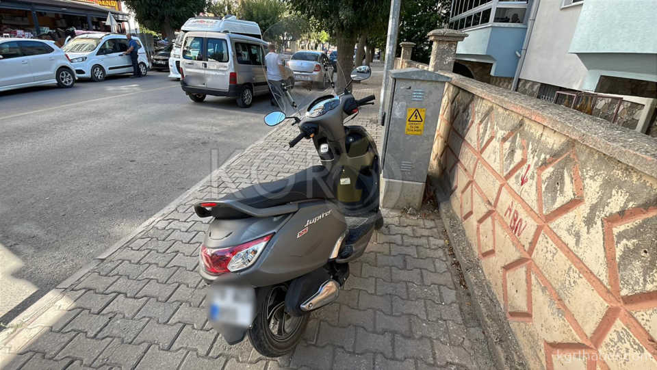 U Donusu Yapmak Isteyen Araca Carpmamak Istedi Devrildi 1 Yarali4