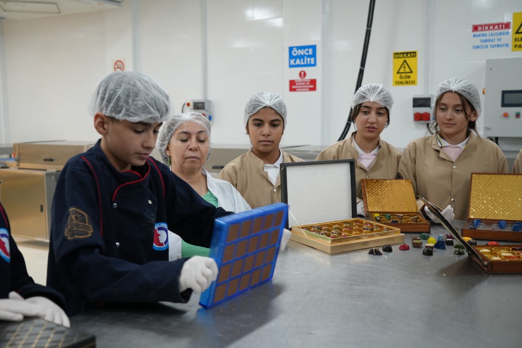 Fabrika Degil Okul 3 Milyonluk Uretim1