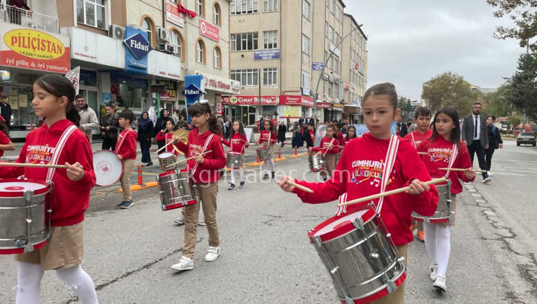 Iki Okuldan Tek Yurek Mesaji2