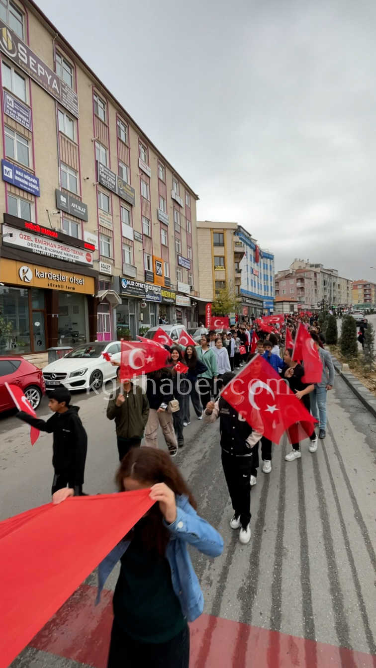 Iki Okuldan Tek Yurek Mesaji7