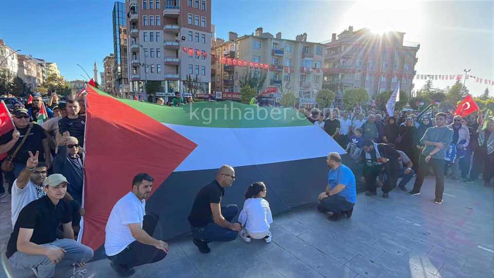 Karaman Sumud Filosuna Destek Icin Yurudu16