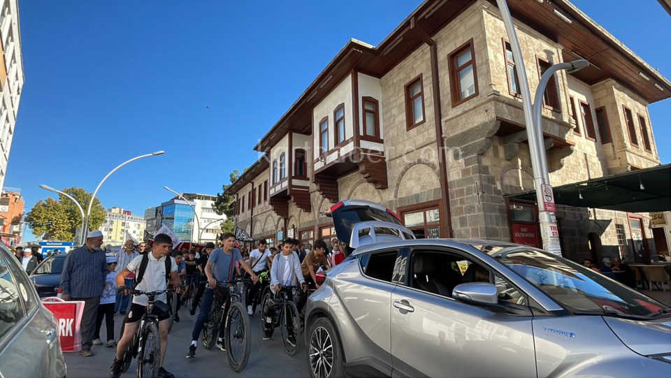 Karaman Sumud Filosuna Destek Icin Yurudu18