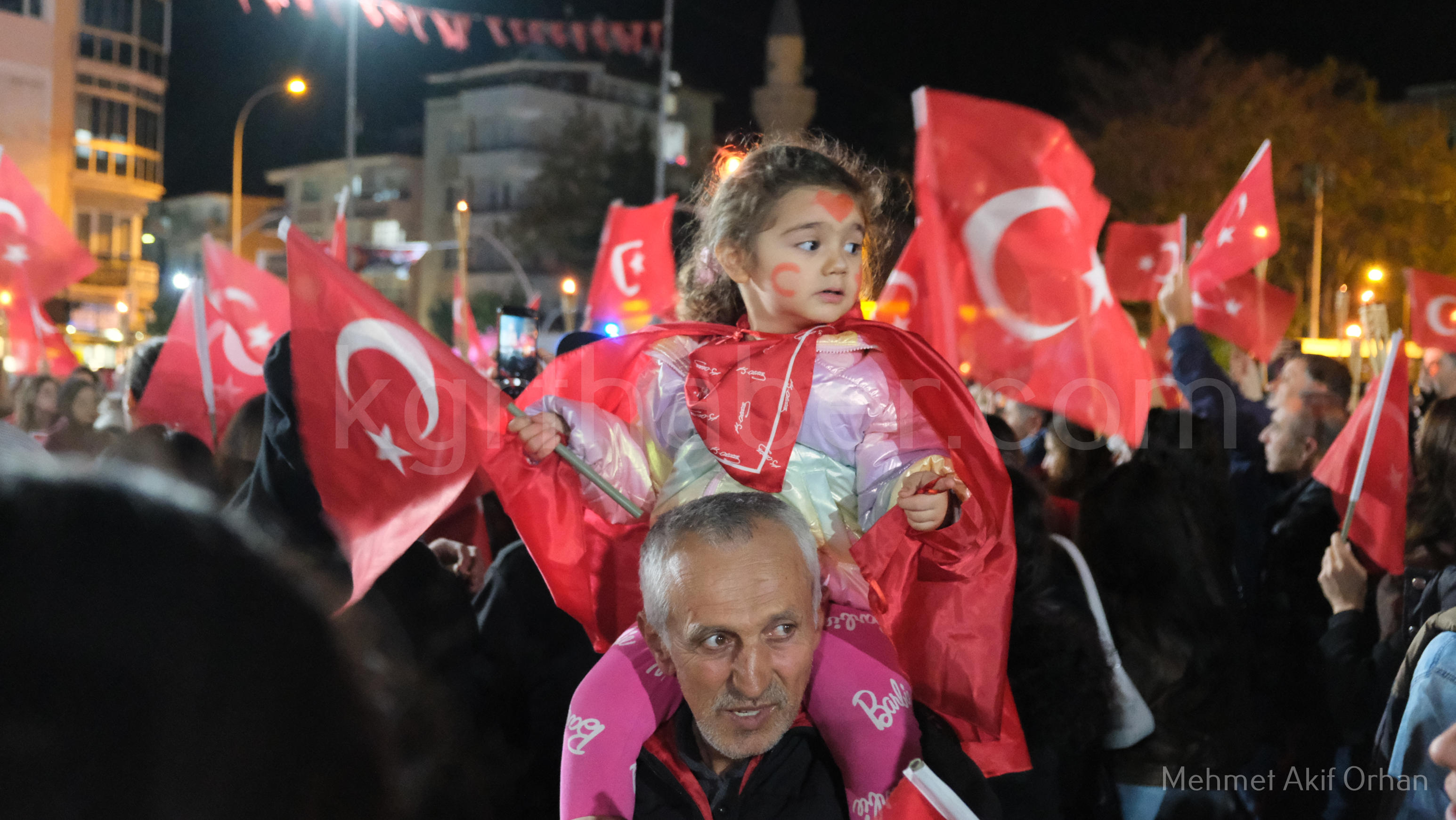 Karamanda 29 Ekim Coskusu Fener Alayi Duzenlendi3