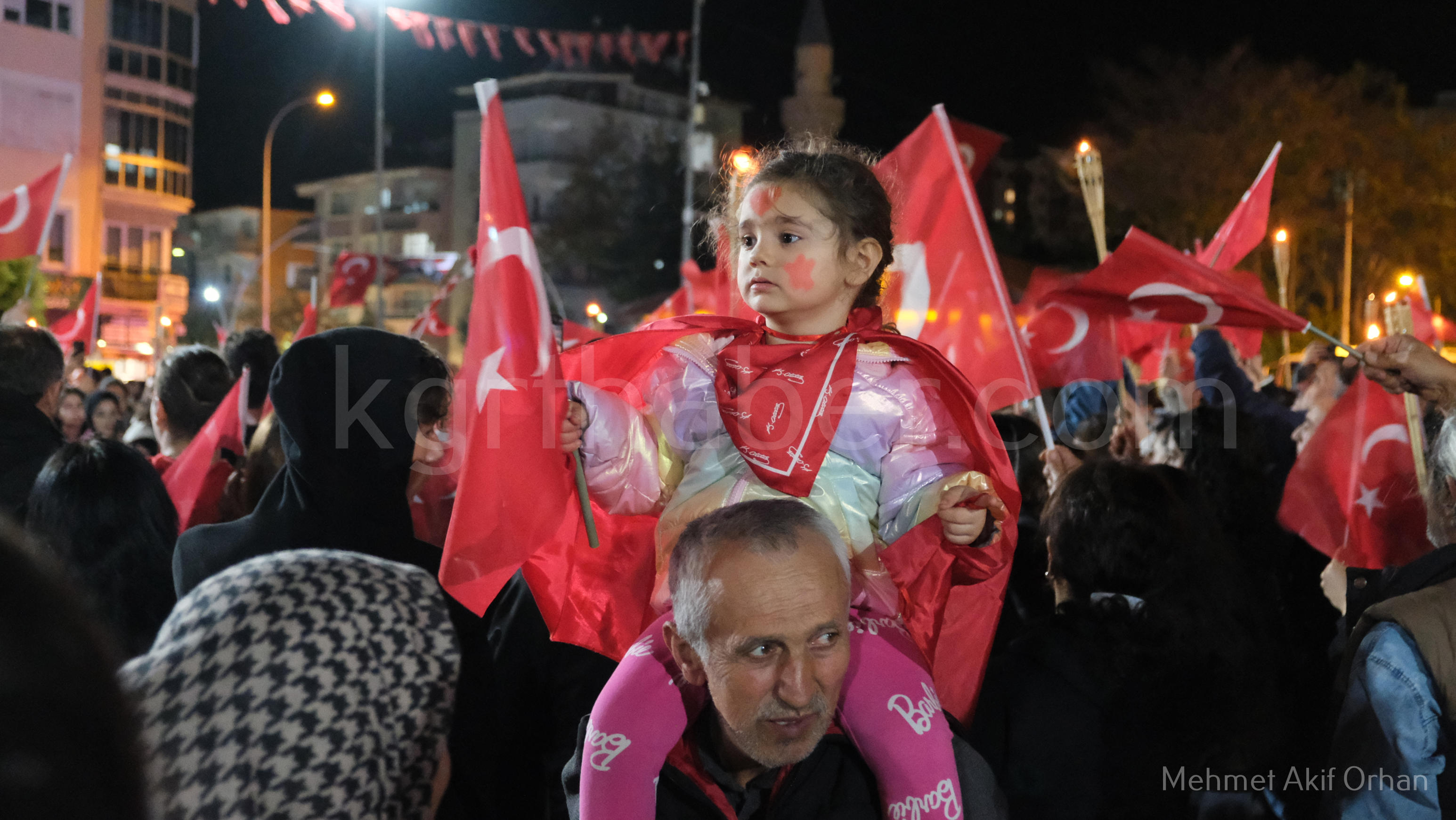 Karamanda 29 Ekim Coskusu Fener Alayi Duzenlendi4