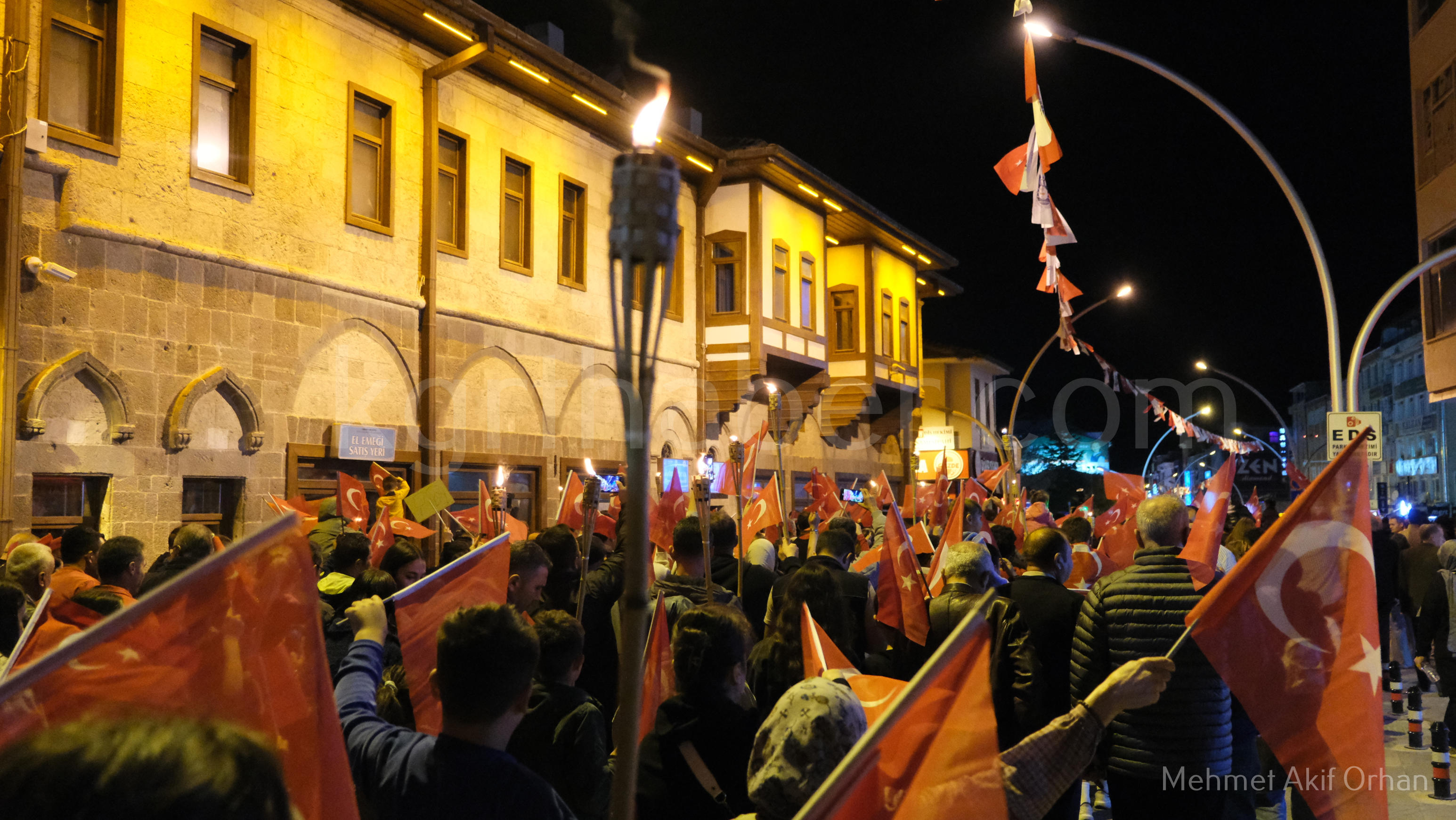 Karamanda 29 Ekim Coskusu Fener Alayi Duzenlendi8