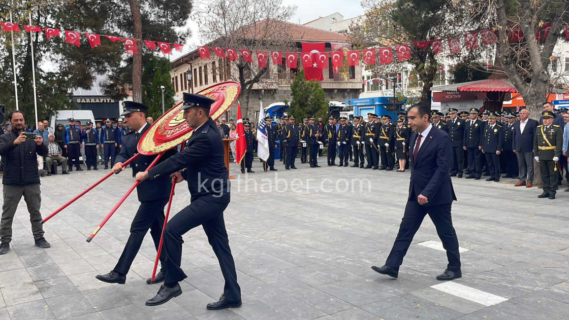 Karamanda 29 Ekimde Celenk Koyma Torenine Yogun Katilim1