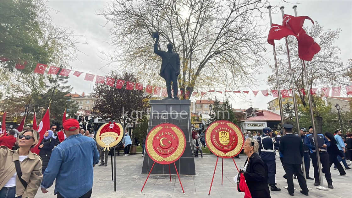 Karamanda 29 Ekimde Celenk Koyma Torenine Yogun Katilim6