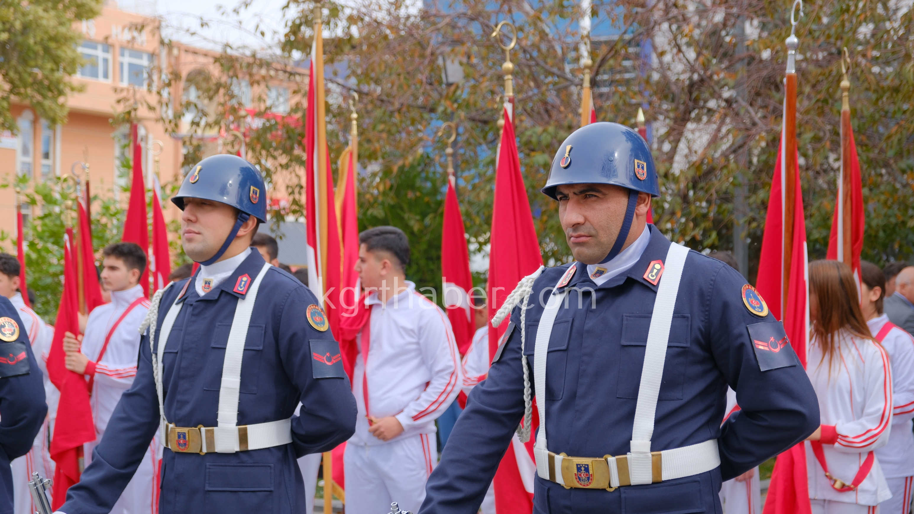 Karamanda 29 Ekimde Celenk Koyma Torenine Yogun Katilim8