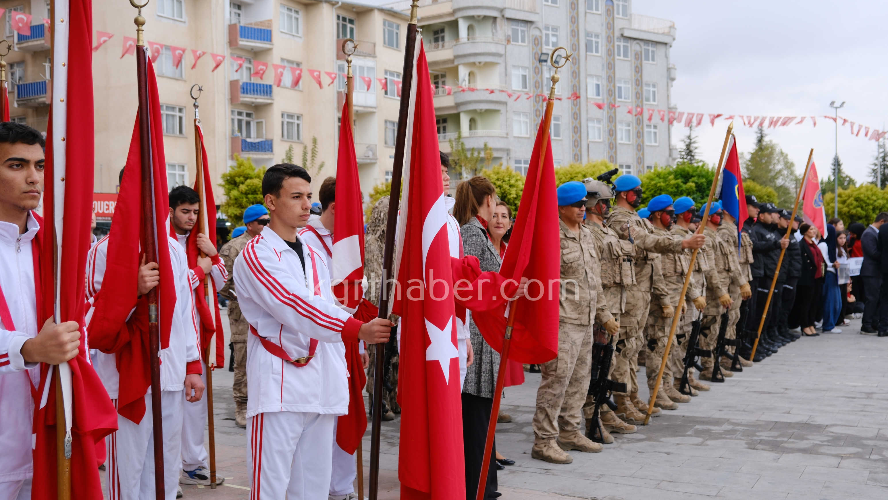 Karamanda 29 Ekimin 102 Yili Coskuyla Kutlandi6