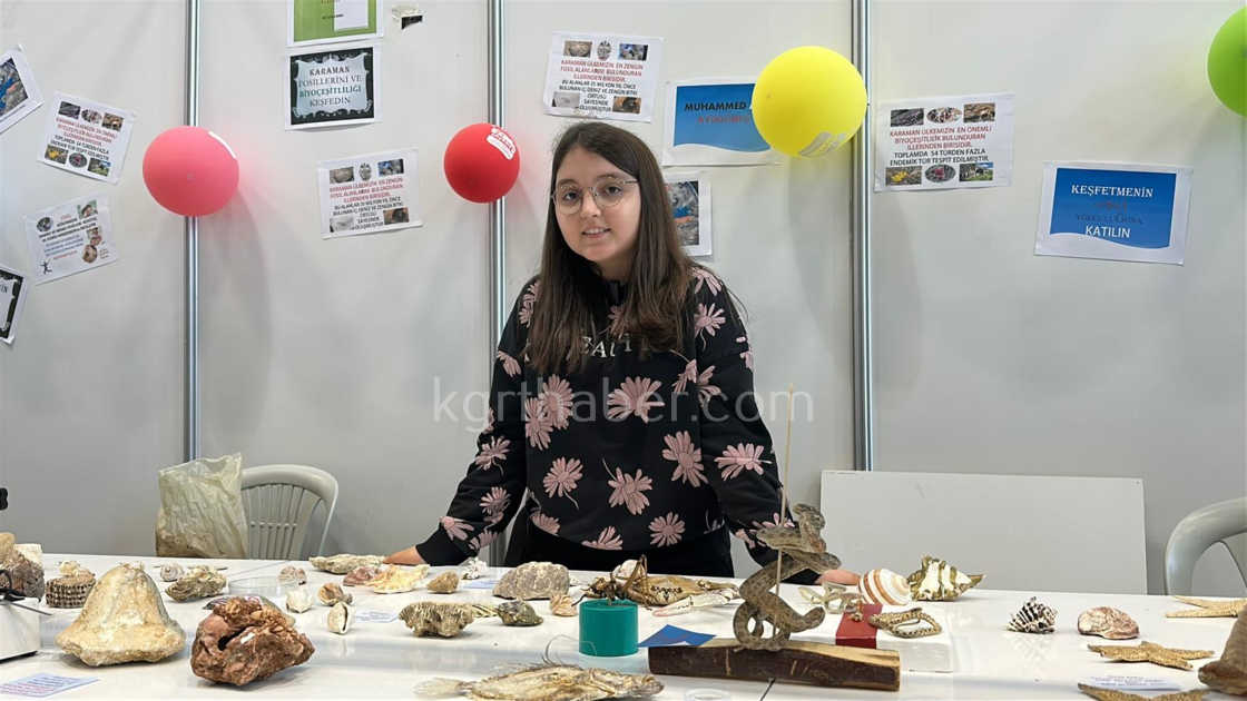 Karamanda Ailece Topladigi 5 Bine Yakin Fosille Muze Kurdu0