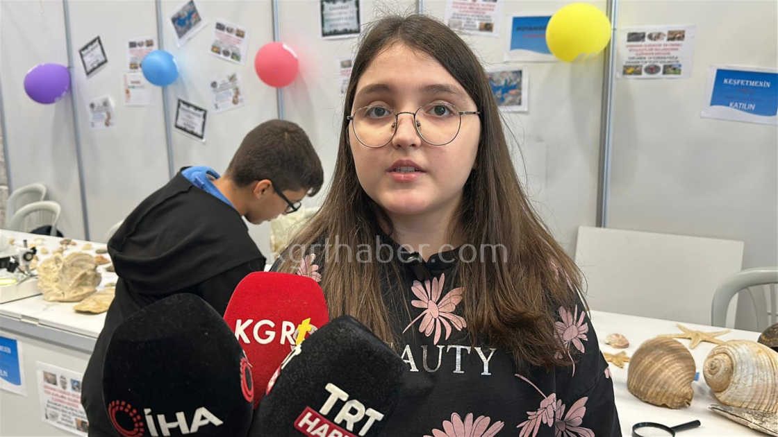 Karamanda Ailece Topladigi 5 Bine Yakin Fosille Muze Kurdu3