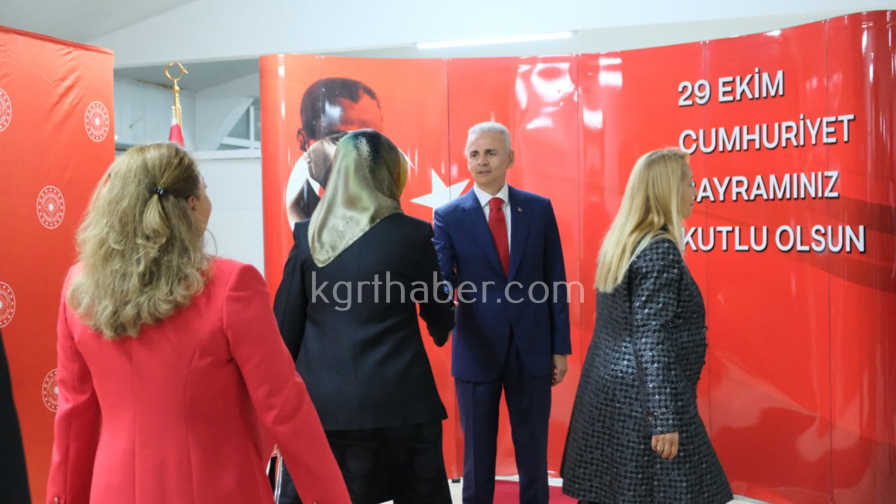 Karamanda Cumhuriyet Bayrami Kabul Toreni Duzenlendi15