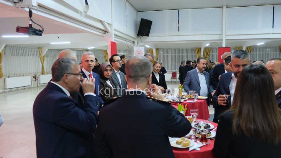 Karamanda Cumhuriyet Bayrami Kabul Toreni Duzenlendi8