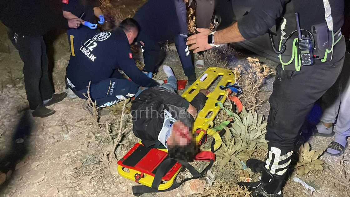 Karamanda Feci Kazada Genc Motosikletli Yaralandi1