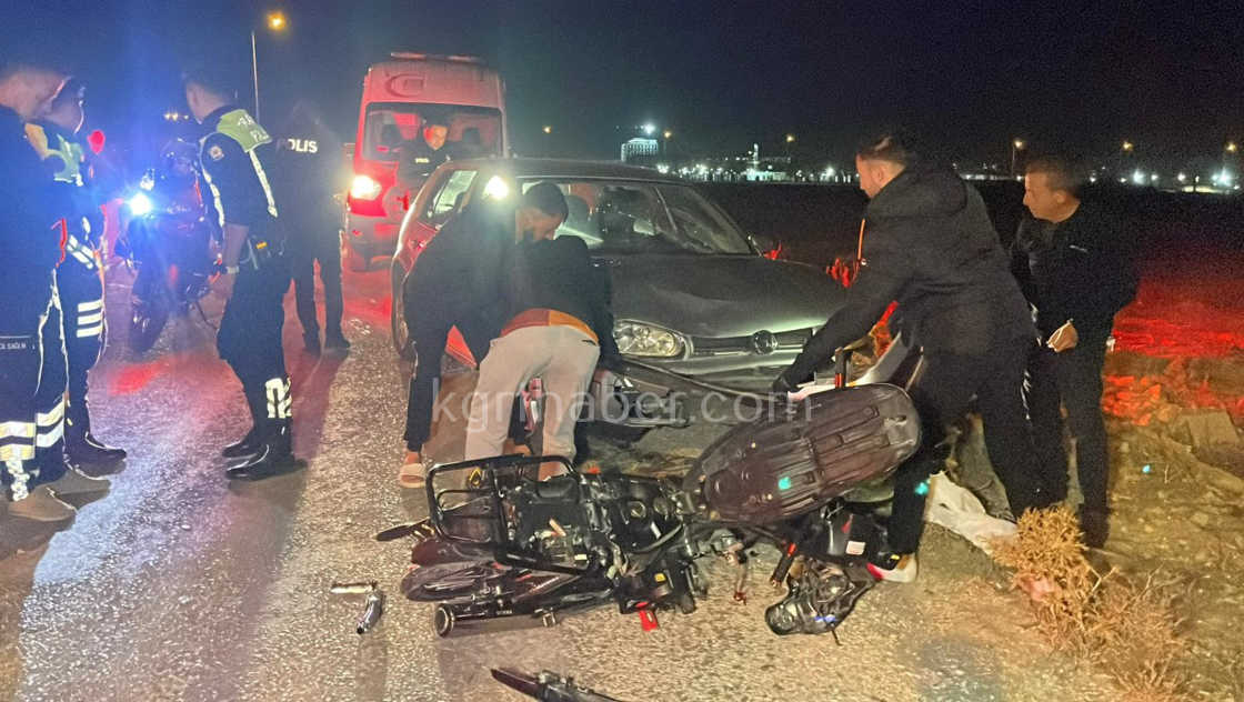 Karamanda Feci Kazada Genc Motosikletli Yaralandi13