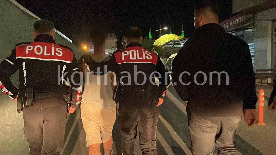 Karamanda Hastane Santiyesinde Bicakli Kavga 1I Agir 4 Yarali15