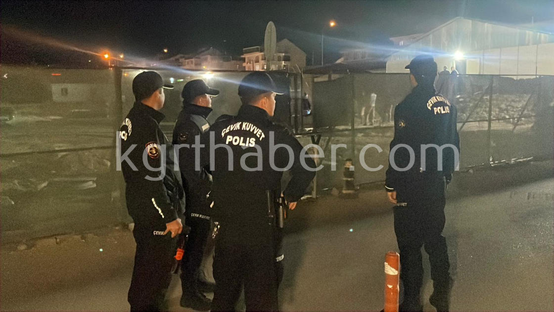 Karamanda Hastane Santiyesinde Bicakli Kavga 1I Agir 4 Yarali5