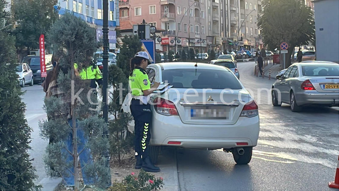 Karamanda Kontrolden Cikan Arac Refuje Cikarak Asili Kaldi5