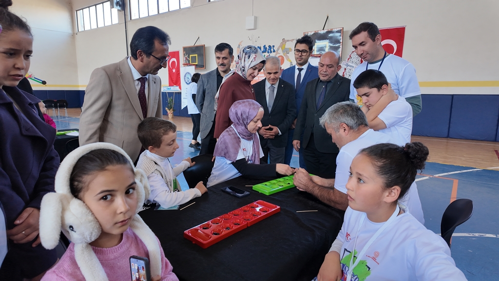 Karamanda Mangala Ile Fark At Turnuvasi1